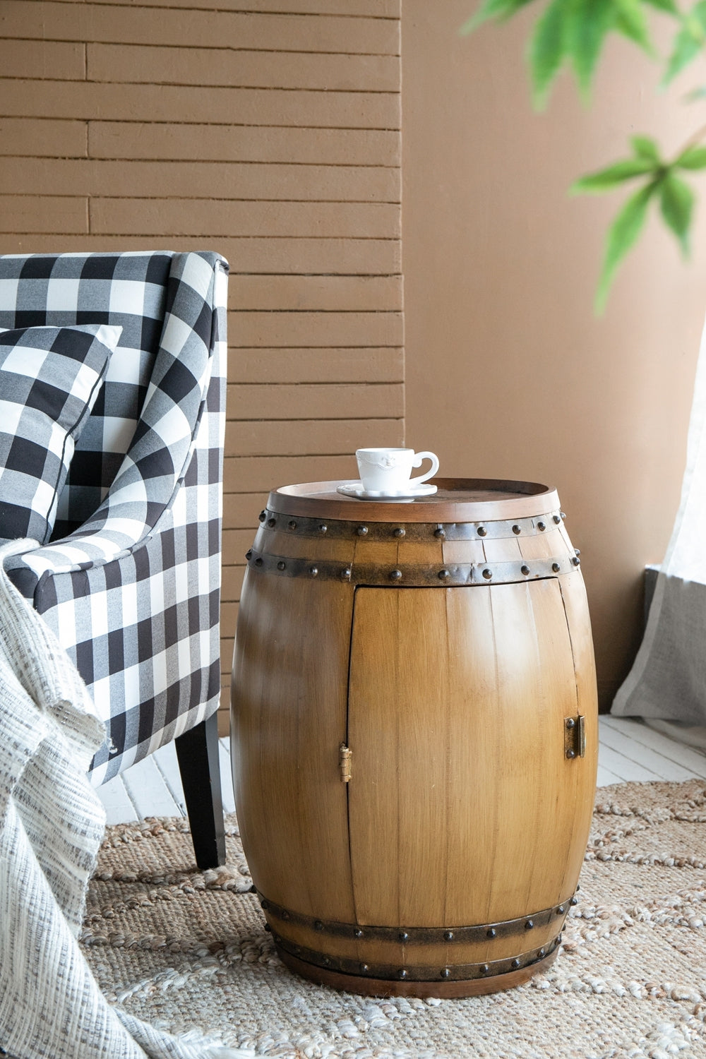 20.5x20.5x24' Drum Side Table