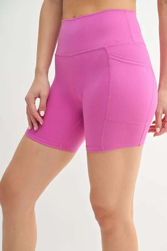 MONO B Venice Cloud Light Sculpt Biker Shorts