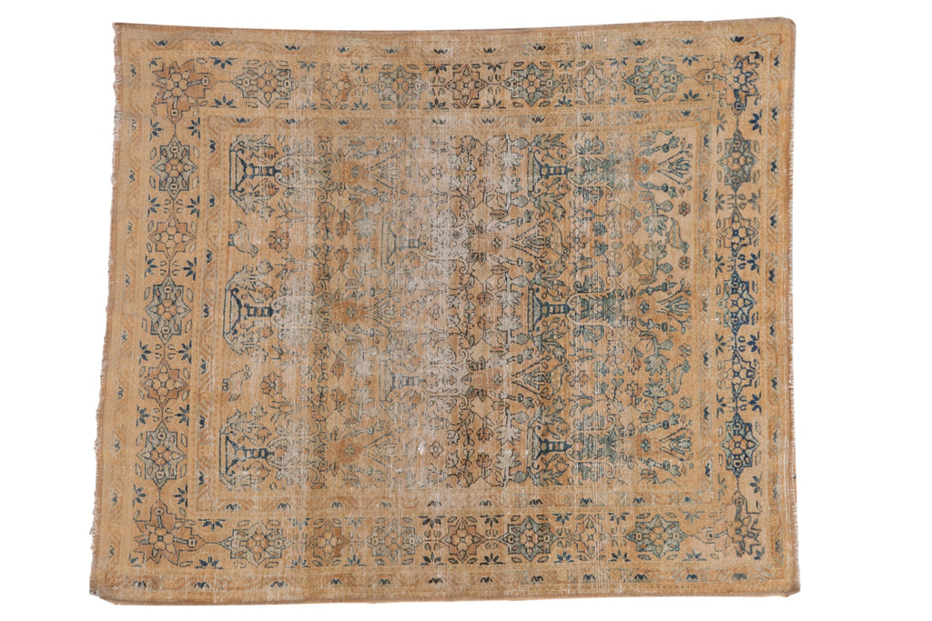 4x4.5 Vintage Distressed Meshed Square Rug