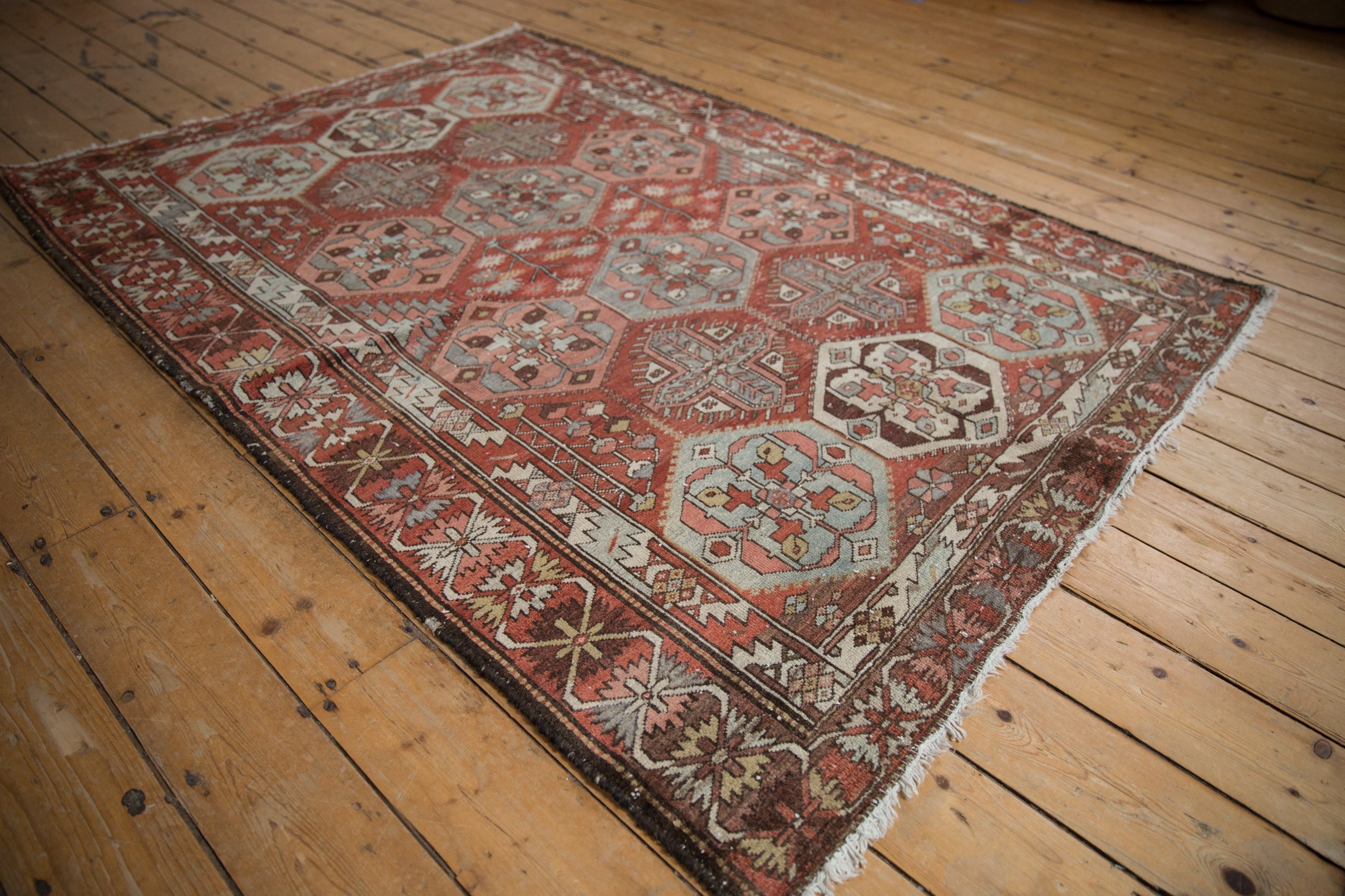 4.5x6.5 Vintage Distressed Baktiari Rug