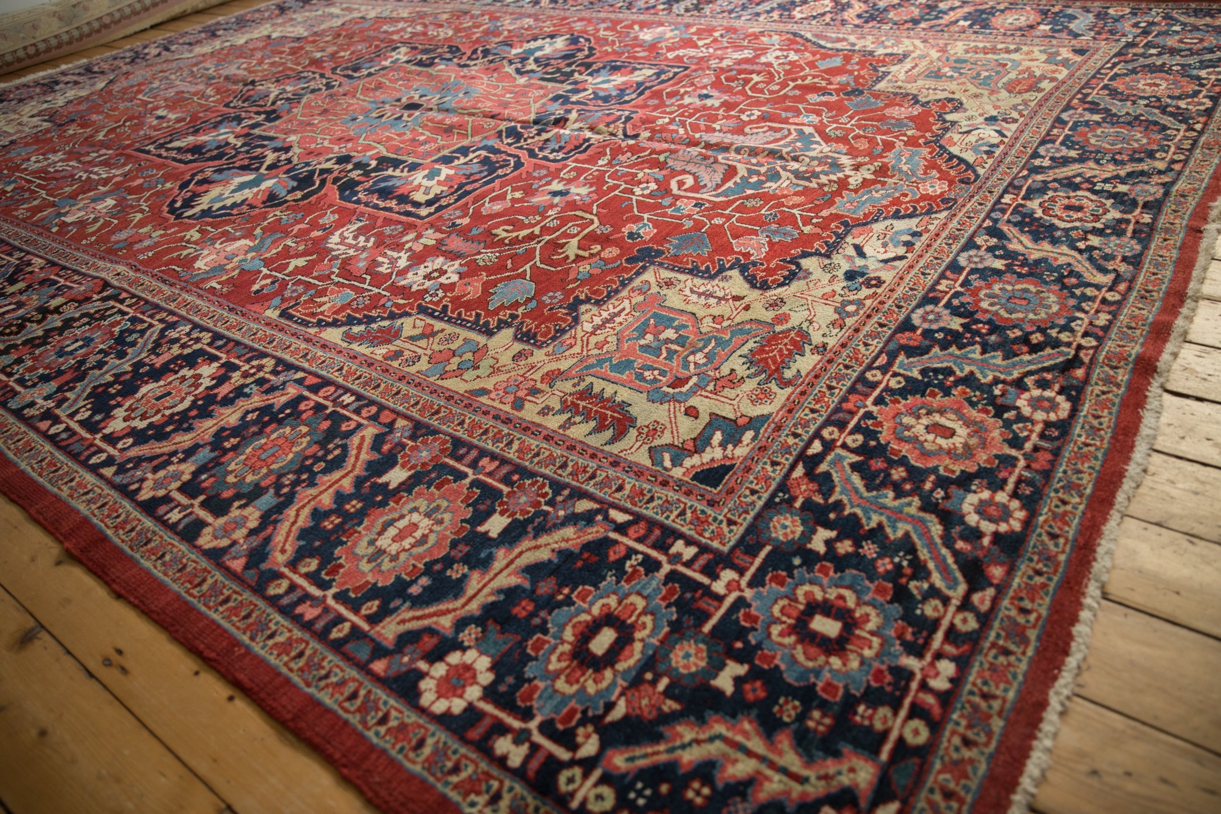 10x14 Vintage Heriz Carpet