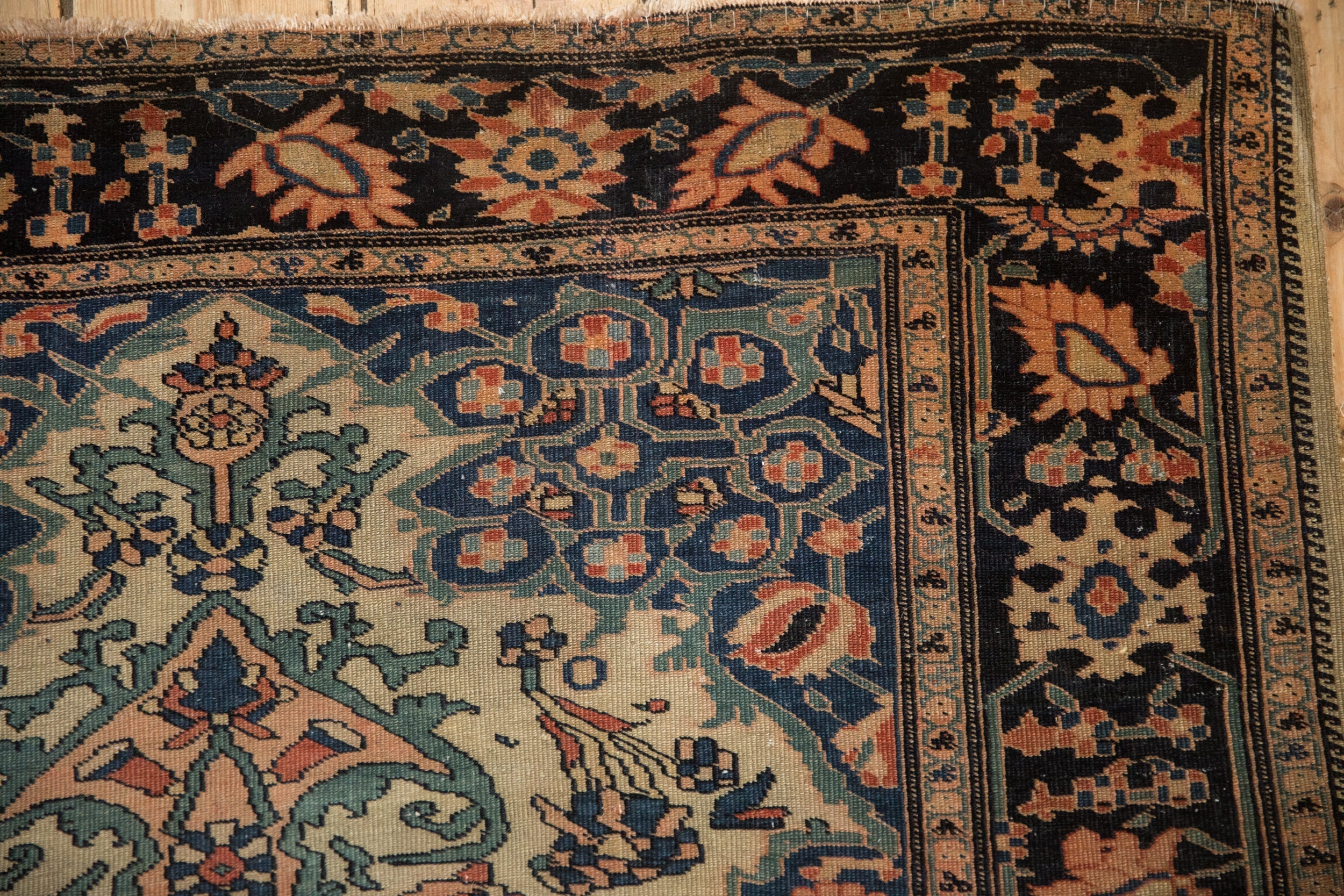 3.5x4.5 Antique Farahan Sarouk Square Rug