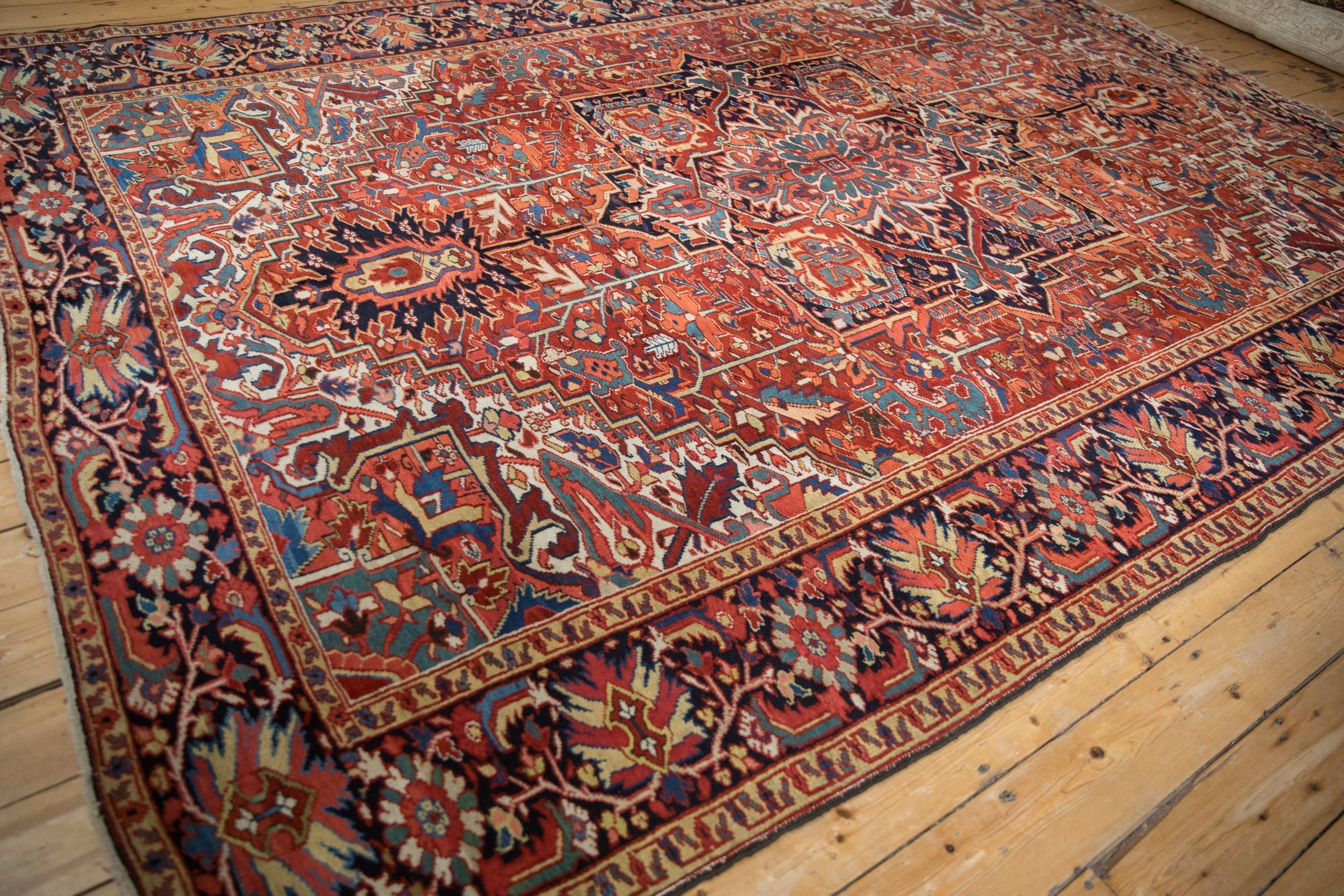 8x11.5 Vintage Heriz Carpet