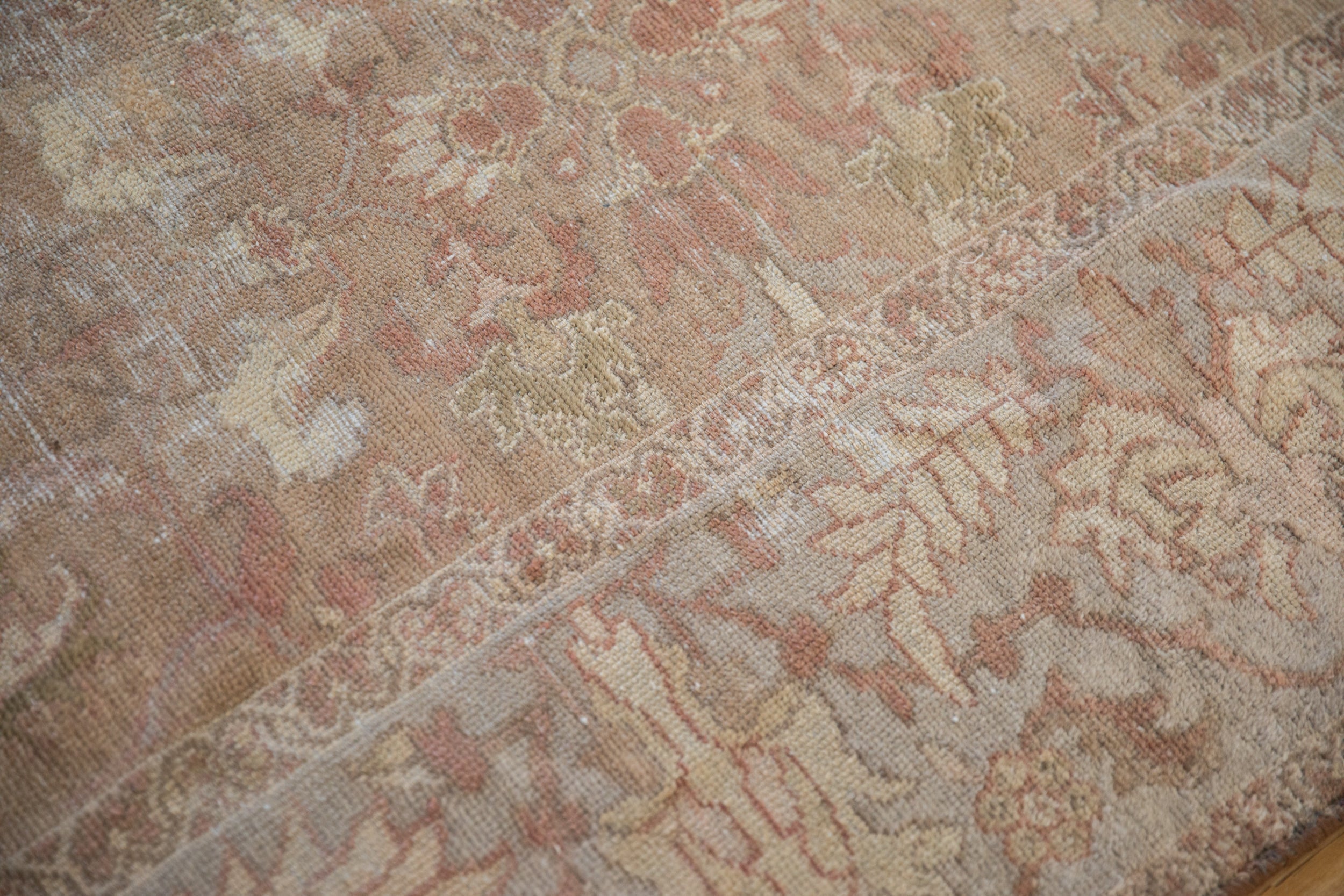 7x8.5 Antique Distressed Sultanabad Carpet