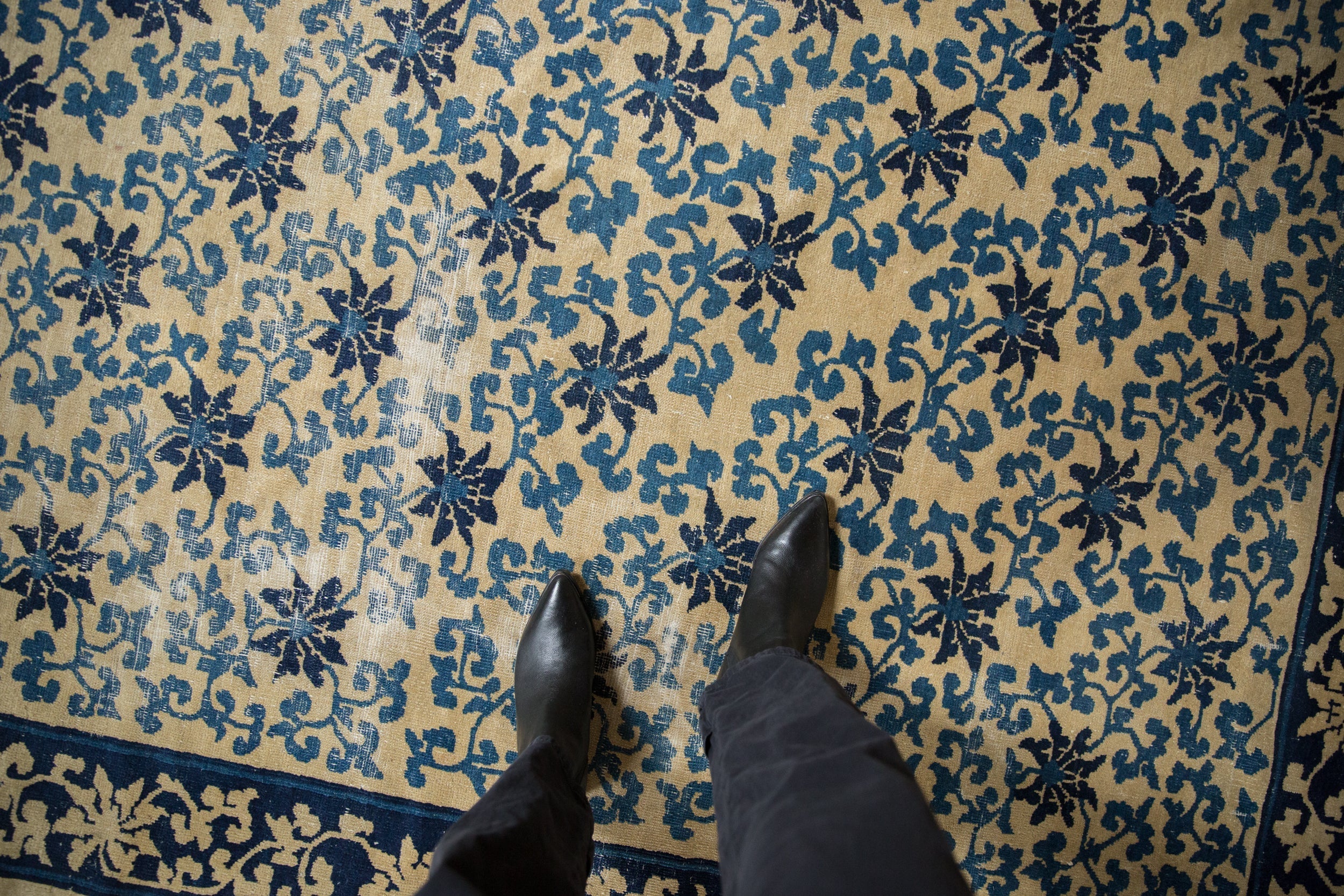 6x8 Antique Peking Carpet