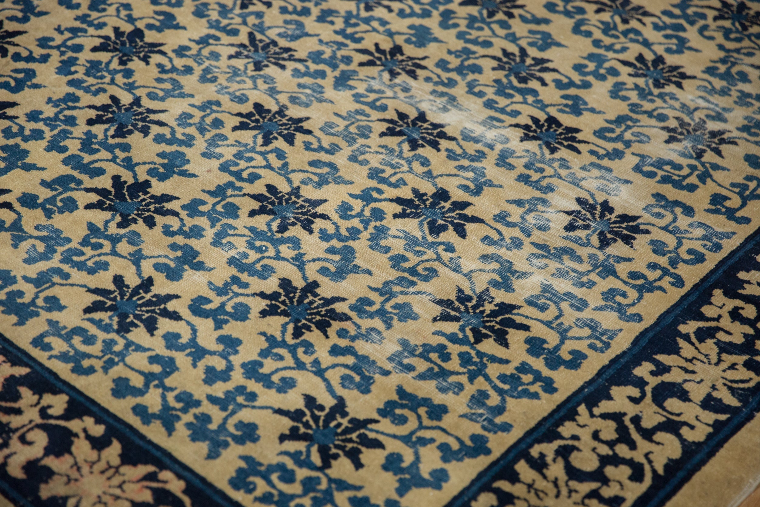 6x8 Antique Peking Carpet