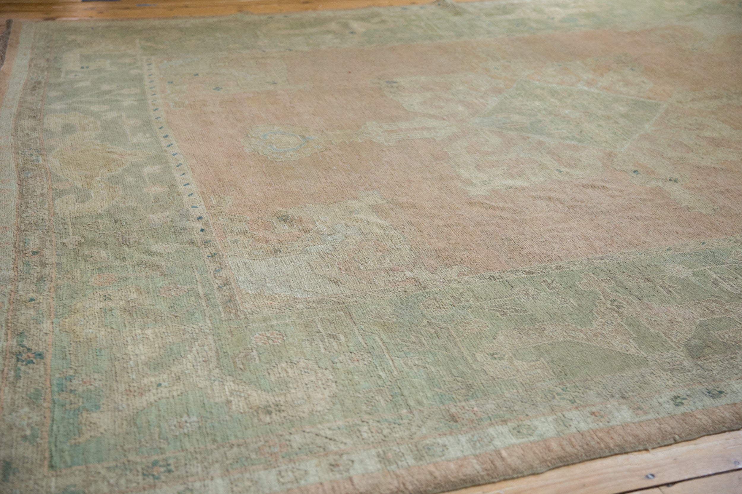 9x11.5 Vintage Distressed Oushak Carpet