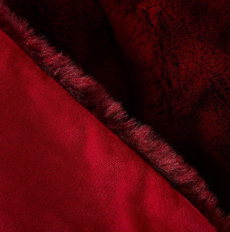 Cassilda Luxury Chinchilla Faux Fur Throw Blanket (50' x 60')