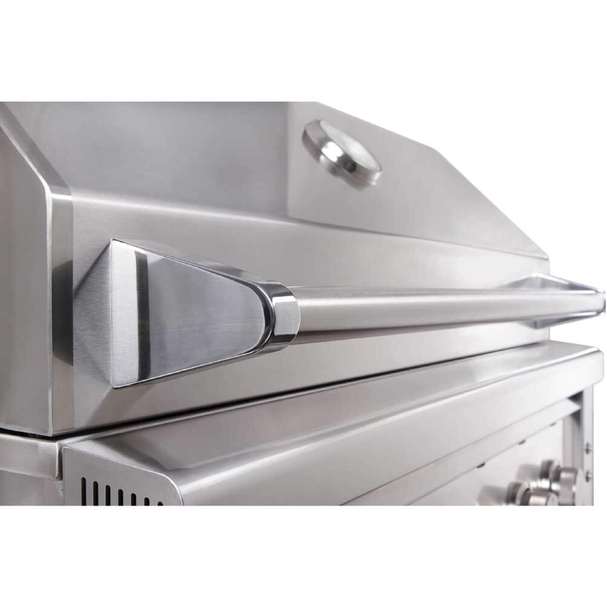 Edgestar 60K BTU 30" Natural Gas Built-In Grill With Lighted Grill Area And Double Access Doors (SAK82568)