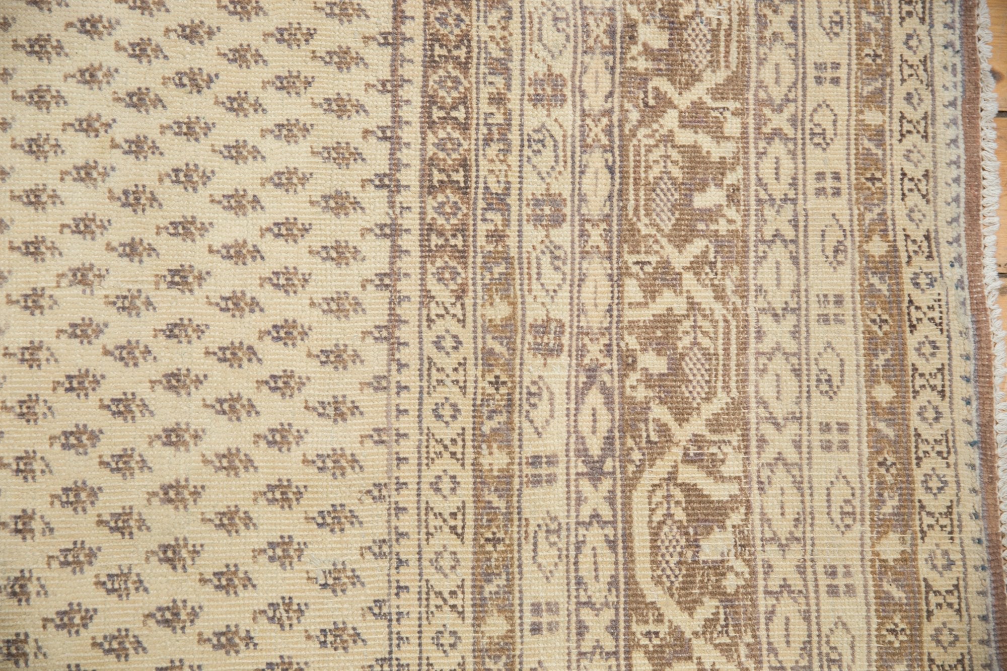 11x15 Vintage Distressed Sivas Carpet