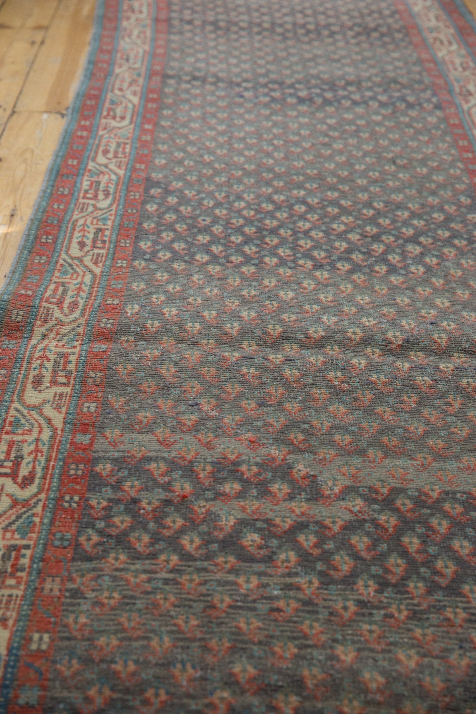 3.5x9.5 Vintage Distressed Serbend Rug Runner
