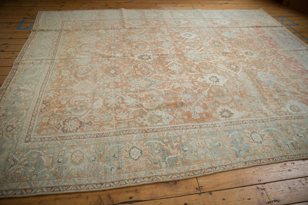 9x11.5 Vintage Distressed Mahal Carpet