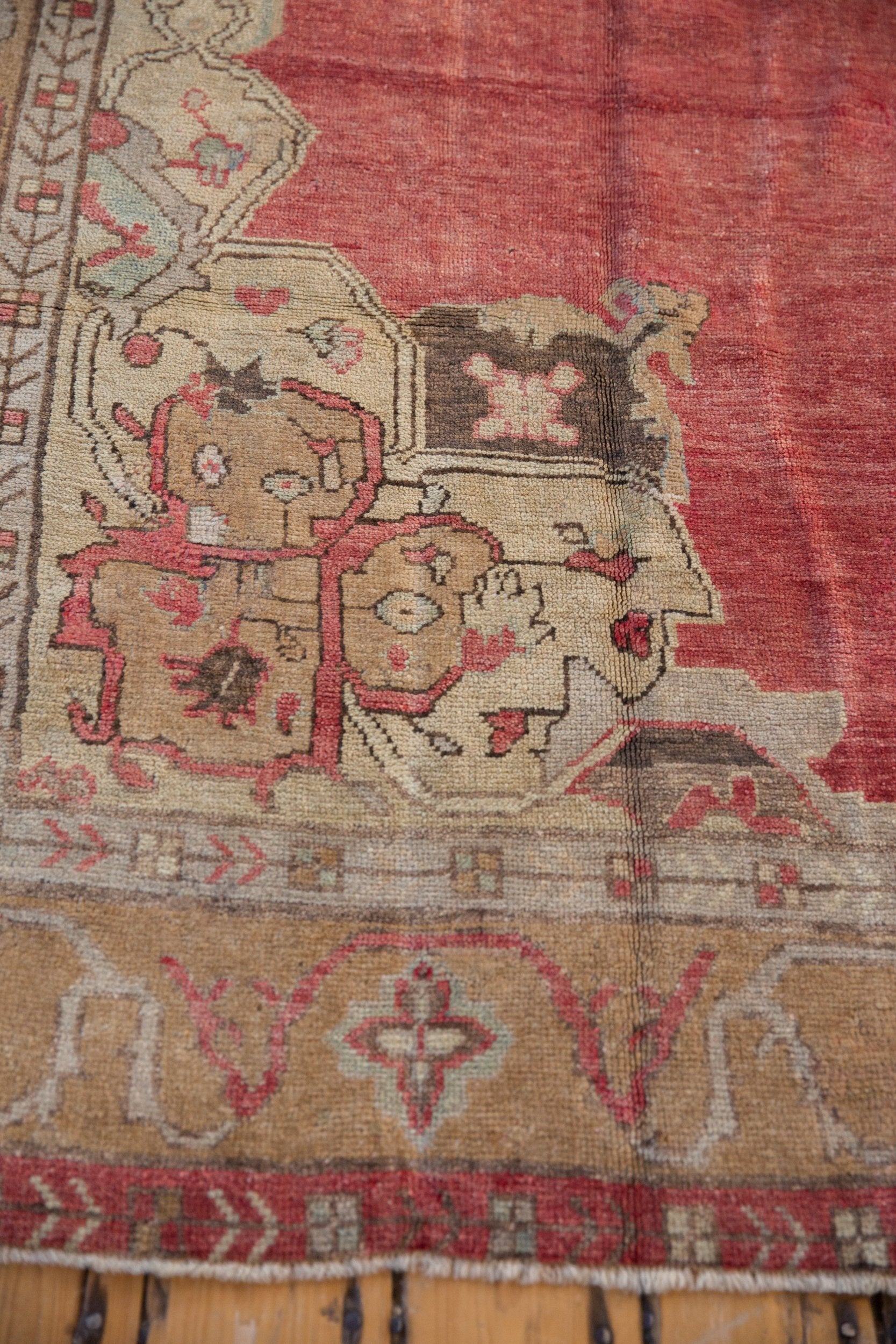 7.5x11 Vintage Distressed Oushak Carpet