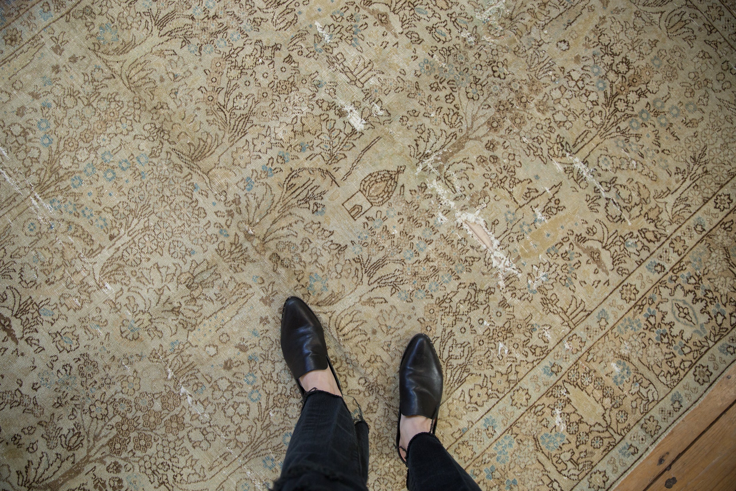 6.5x9.5 Vintage Distressed Tabriz Carpet