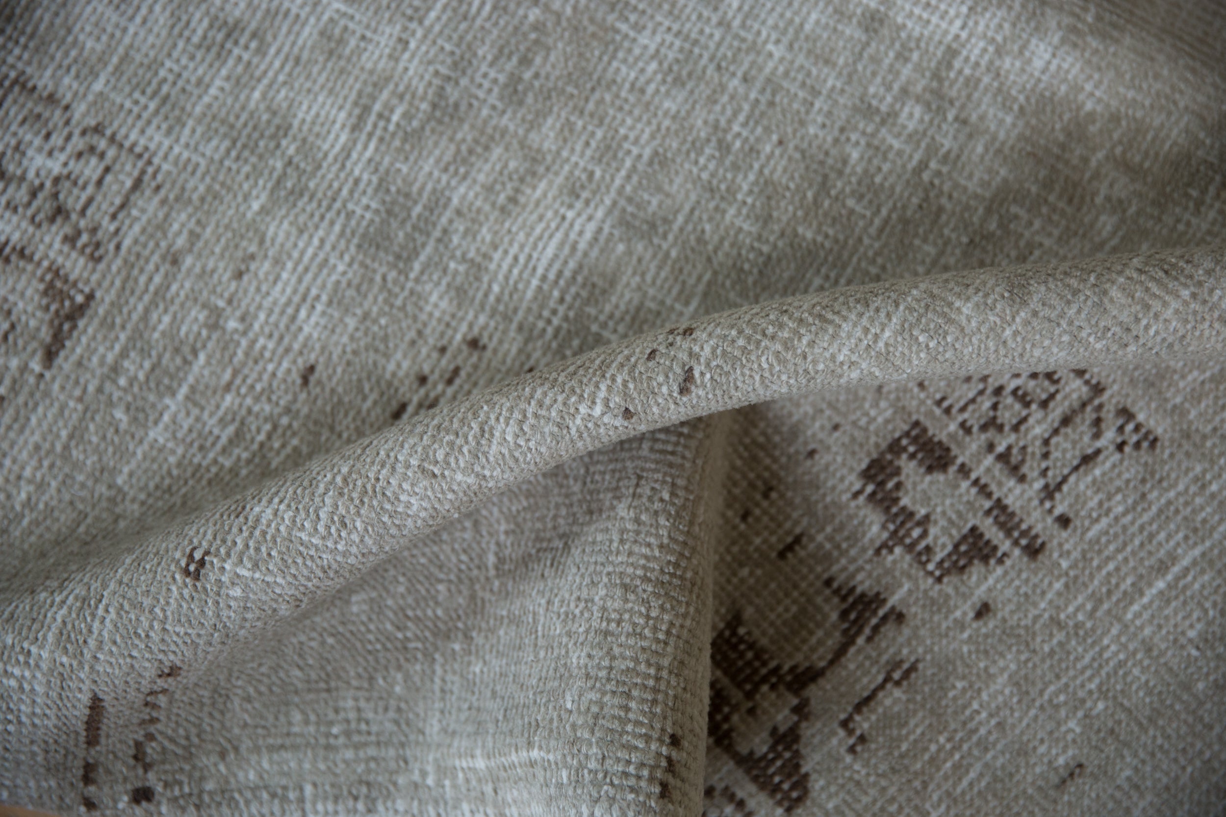 8.5x11.5 Vintage Distressed Oushak Carpet
