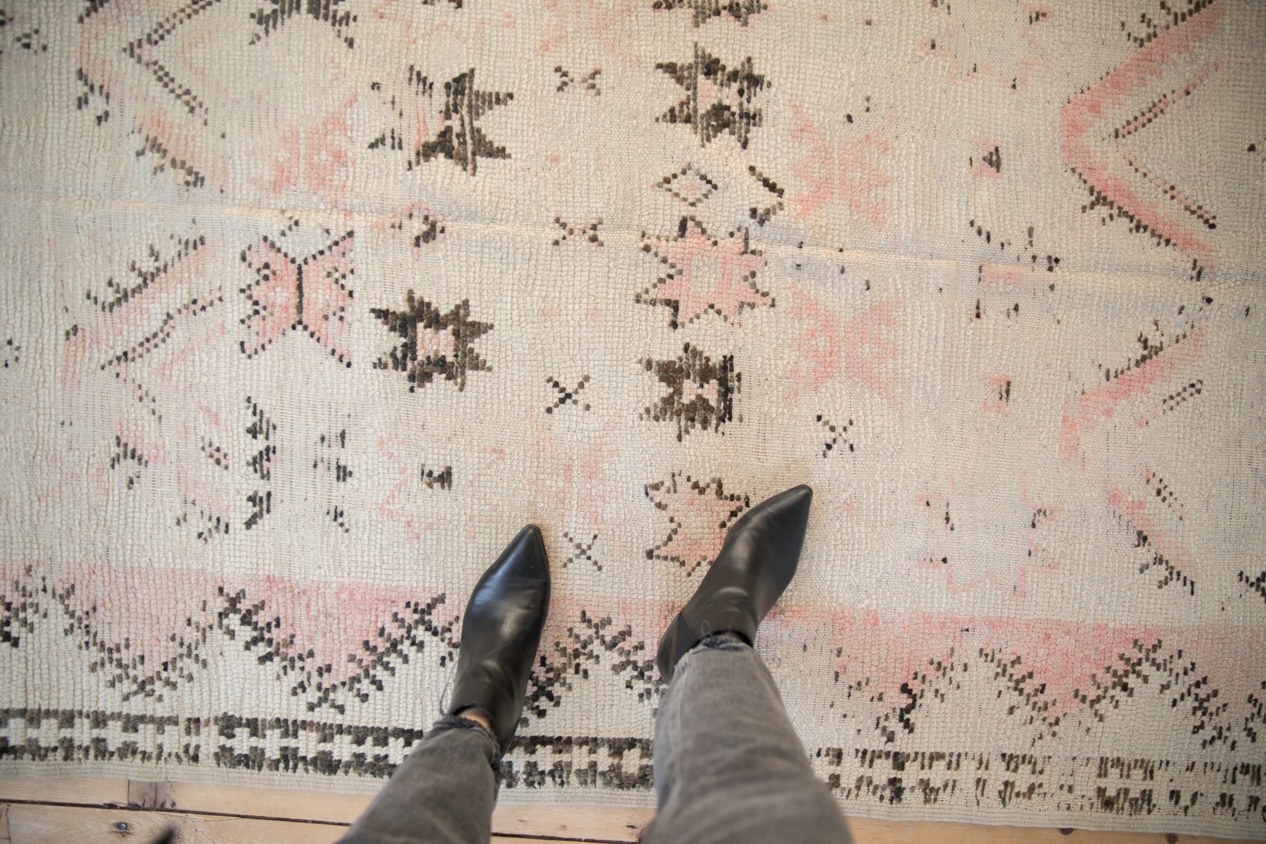 4.5x9 Vintage Distressed Moroccan Rug Runner
