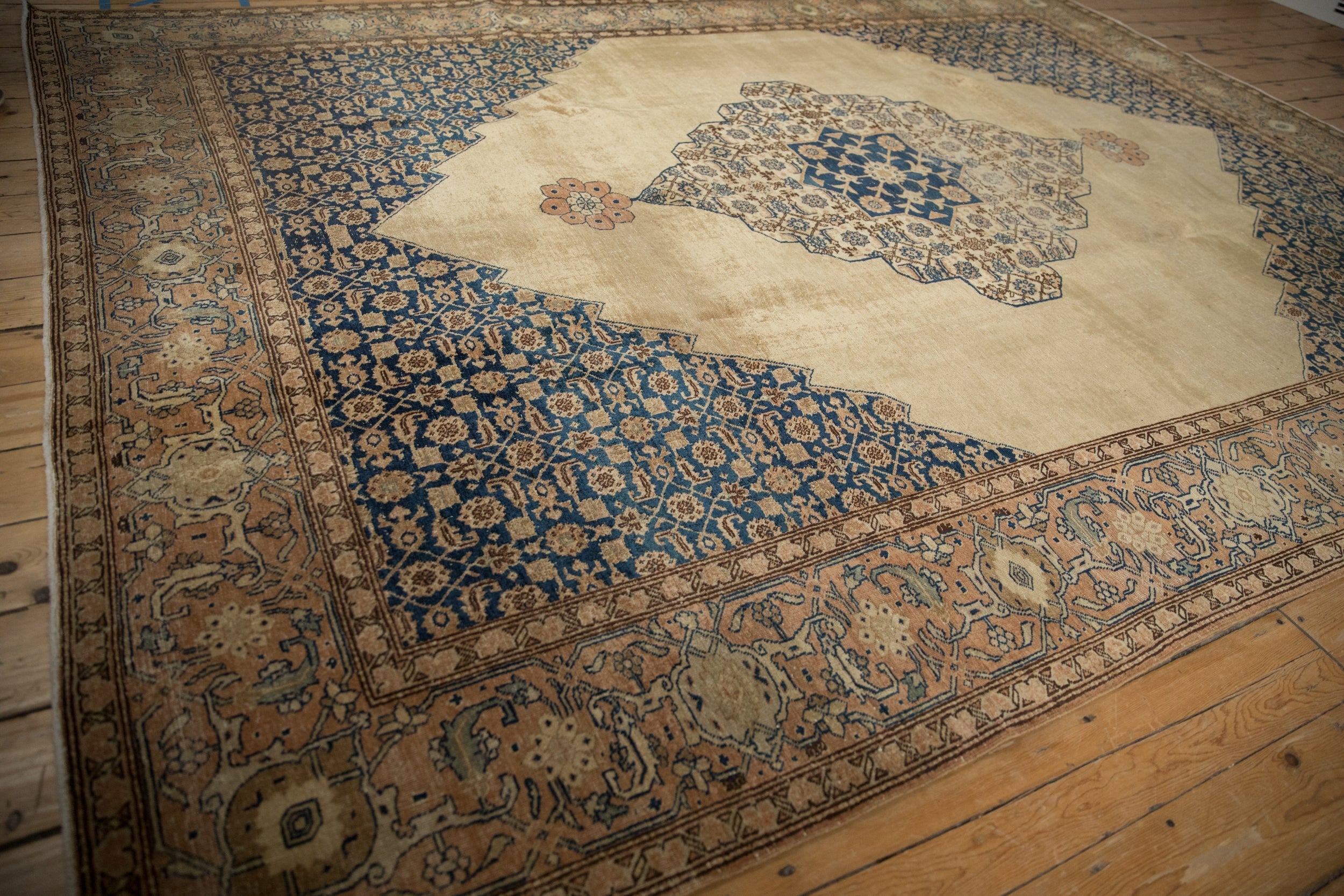 8.5x11 Vintage Distressed Tabriz Carpet