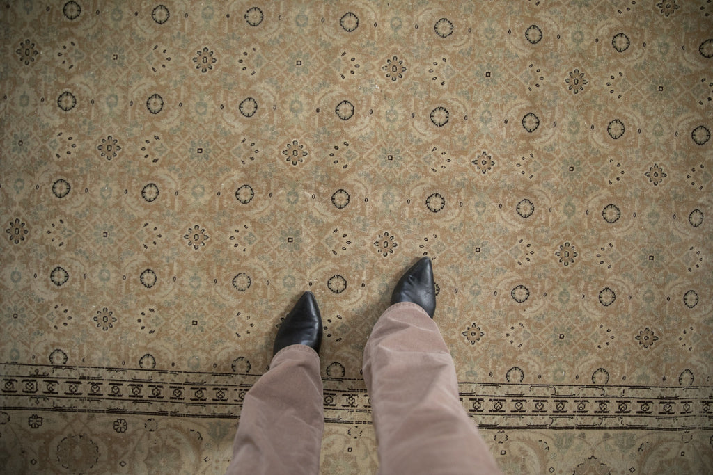 8x11.5 Vintage Distressed Tabriz Carpet