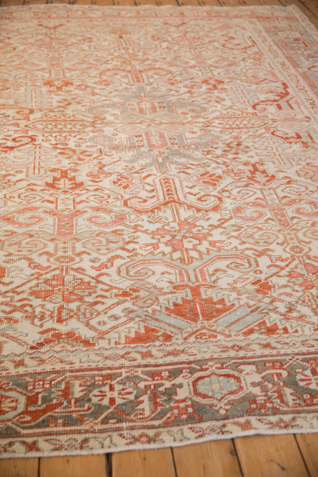8x9.5 Vintage Distressed Heriz Carpet