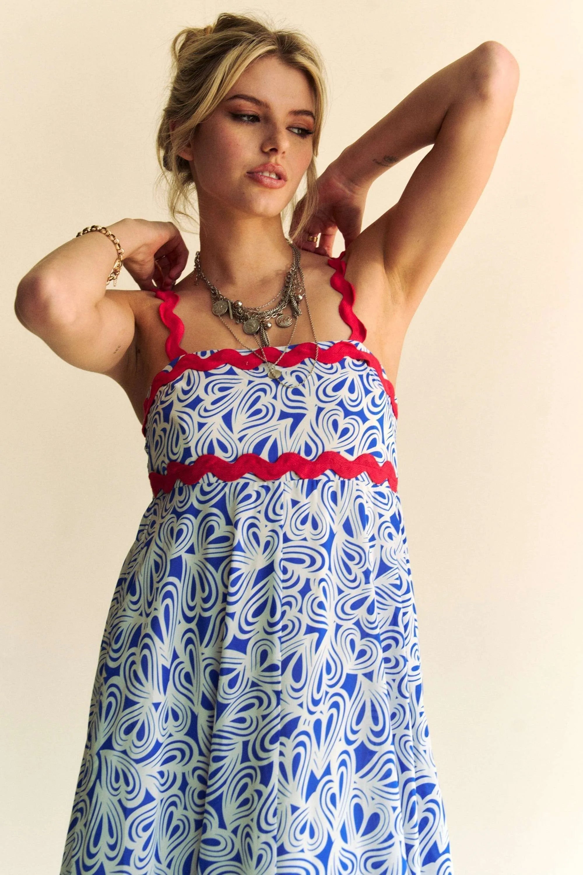Davi & Dani Geo 2 Tone Printed Wavi Trim Tiered Maxi Dress