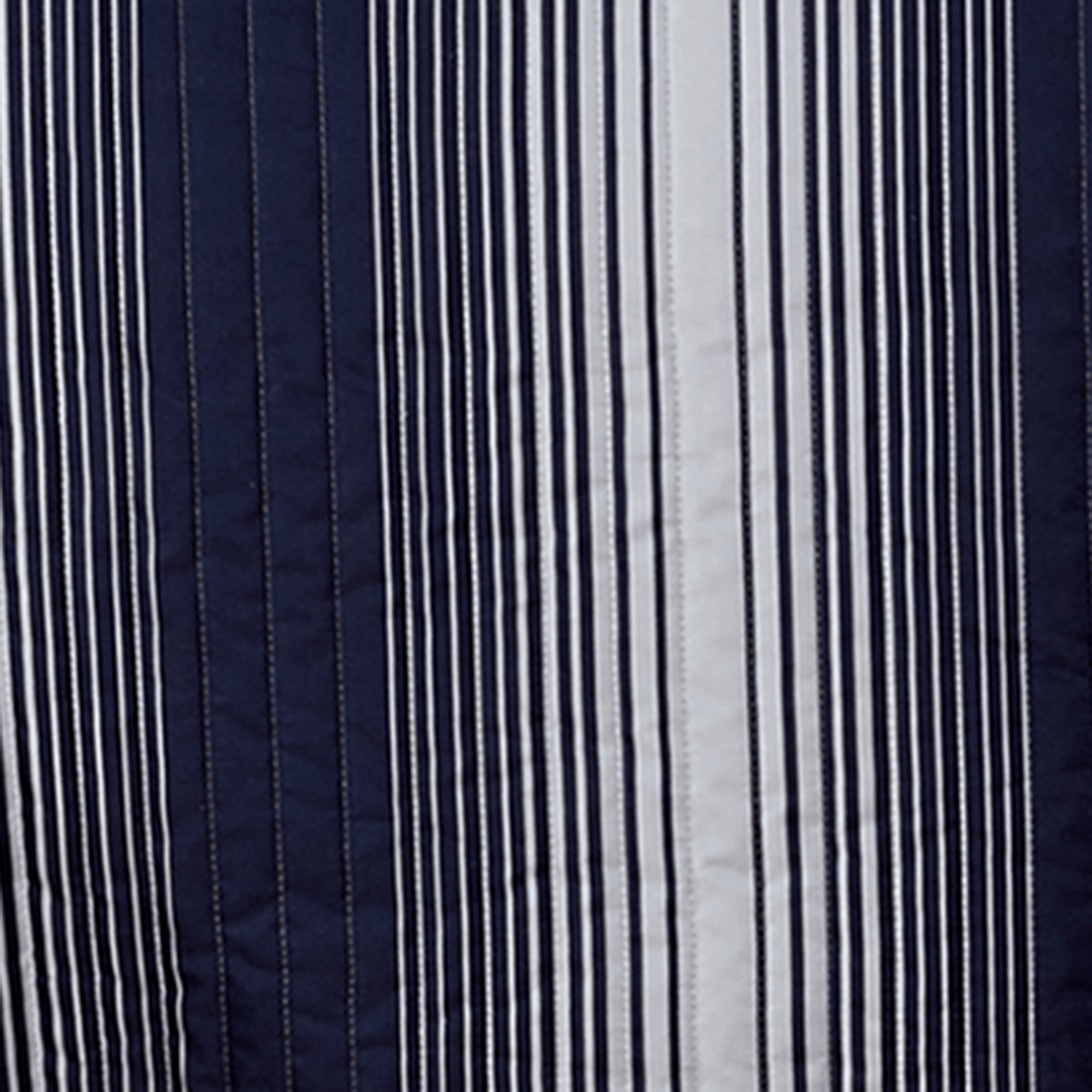 Everette Collection 3 Piece Ombre Striped Quilt Set