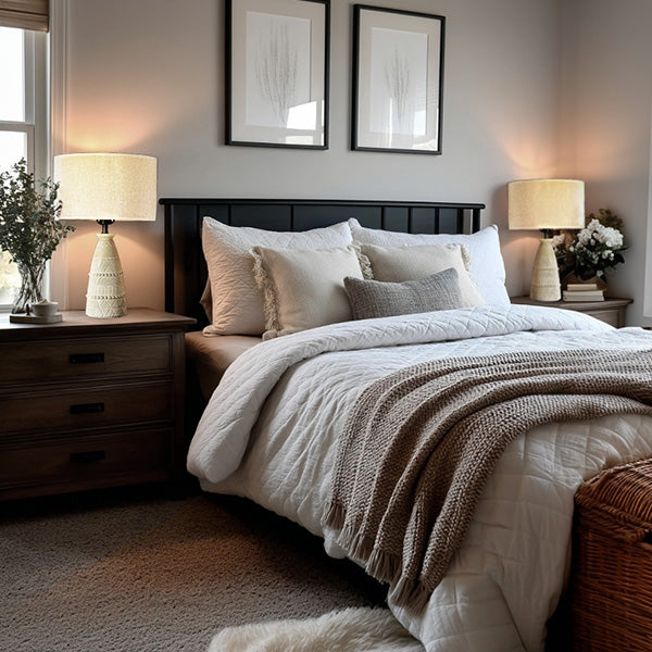 Intricate Beige Bedside Table Lamp
