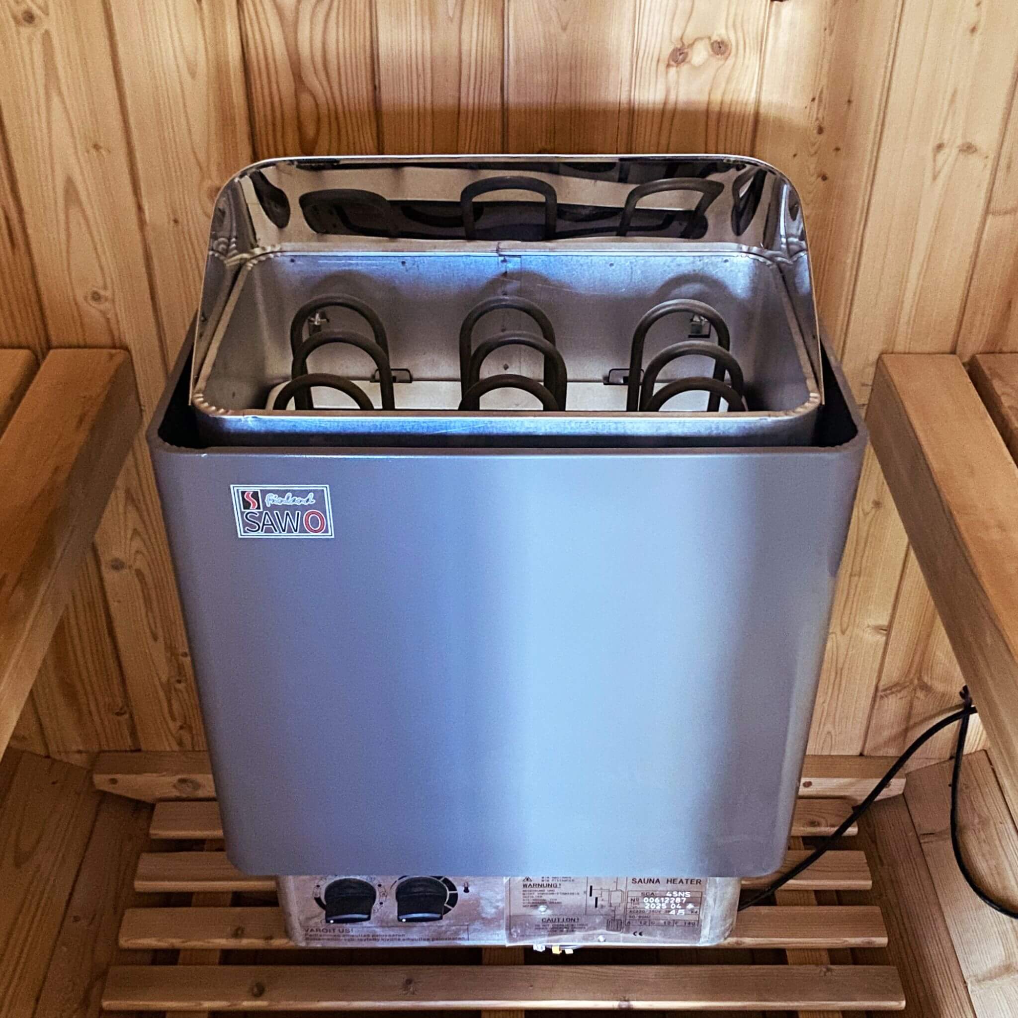 Thermora Large Premium American White Oak Outdoor Wooden Barrel Sauna With 4.5KW Sauna Heater (SAK45968)