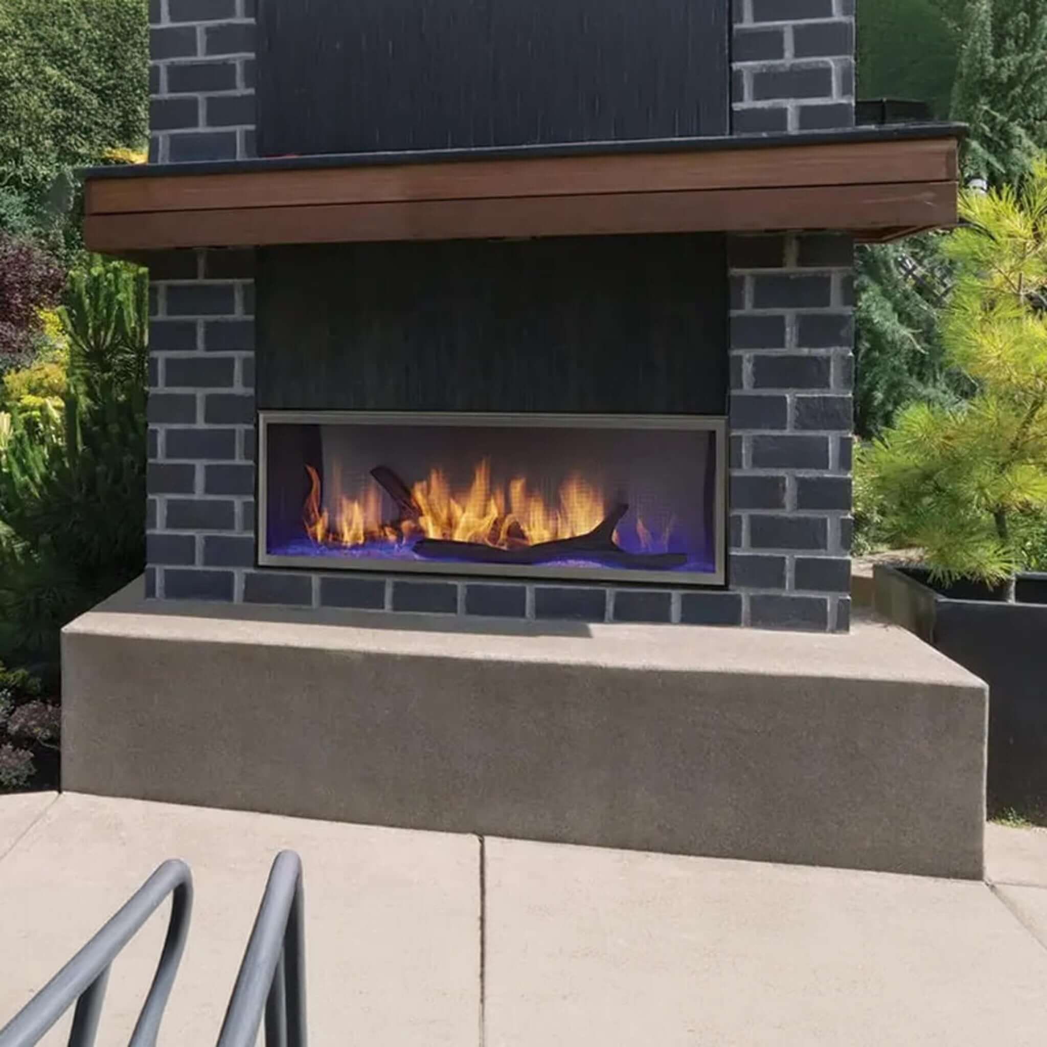 Majestic Lanai 48" Single Sided Linear Outdoor Gas Fireplace [ODLANAIG-48] (SAK95127)