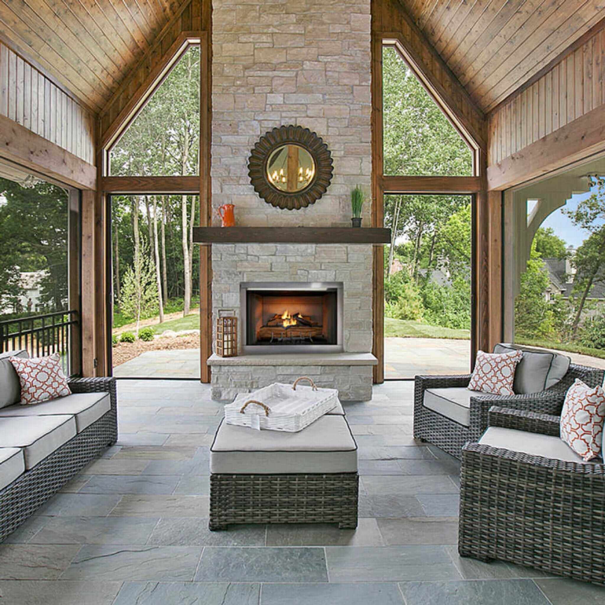 Majestic Vesper 42" Traditional Concrete Refractory Outdoor Gas Fireplace [VOFB42-T] (SAK61435)