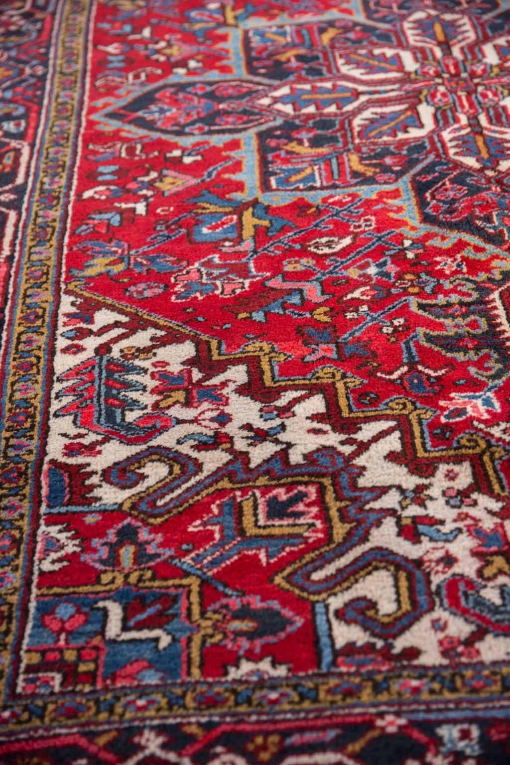 6.5x9 Vintage Mehrivan Carpet