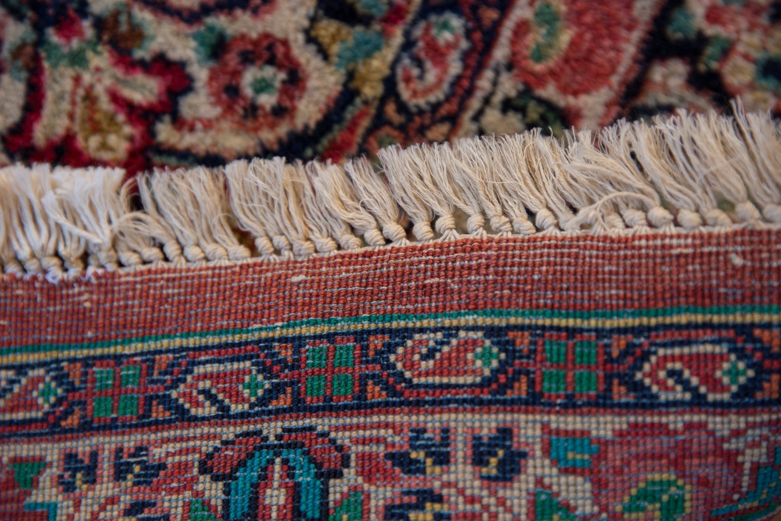 6x9 Vintage Sarouk Carpet