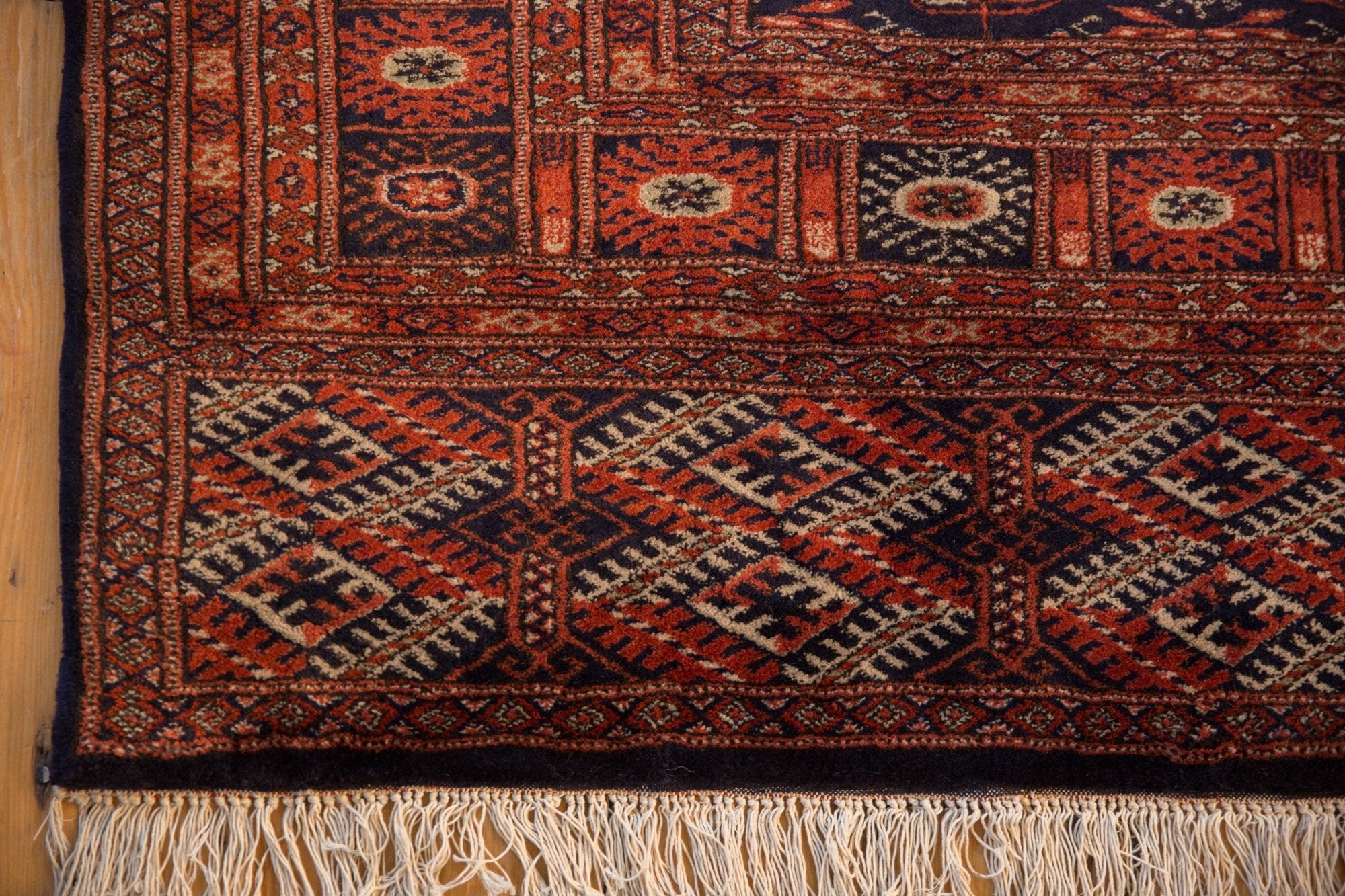 5x8 Vintage Fine Pakistani Bokhara Design Carpet