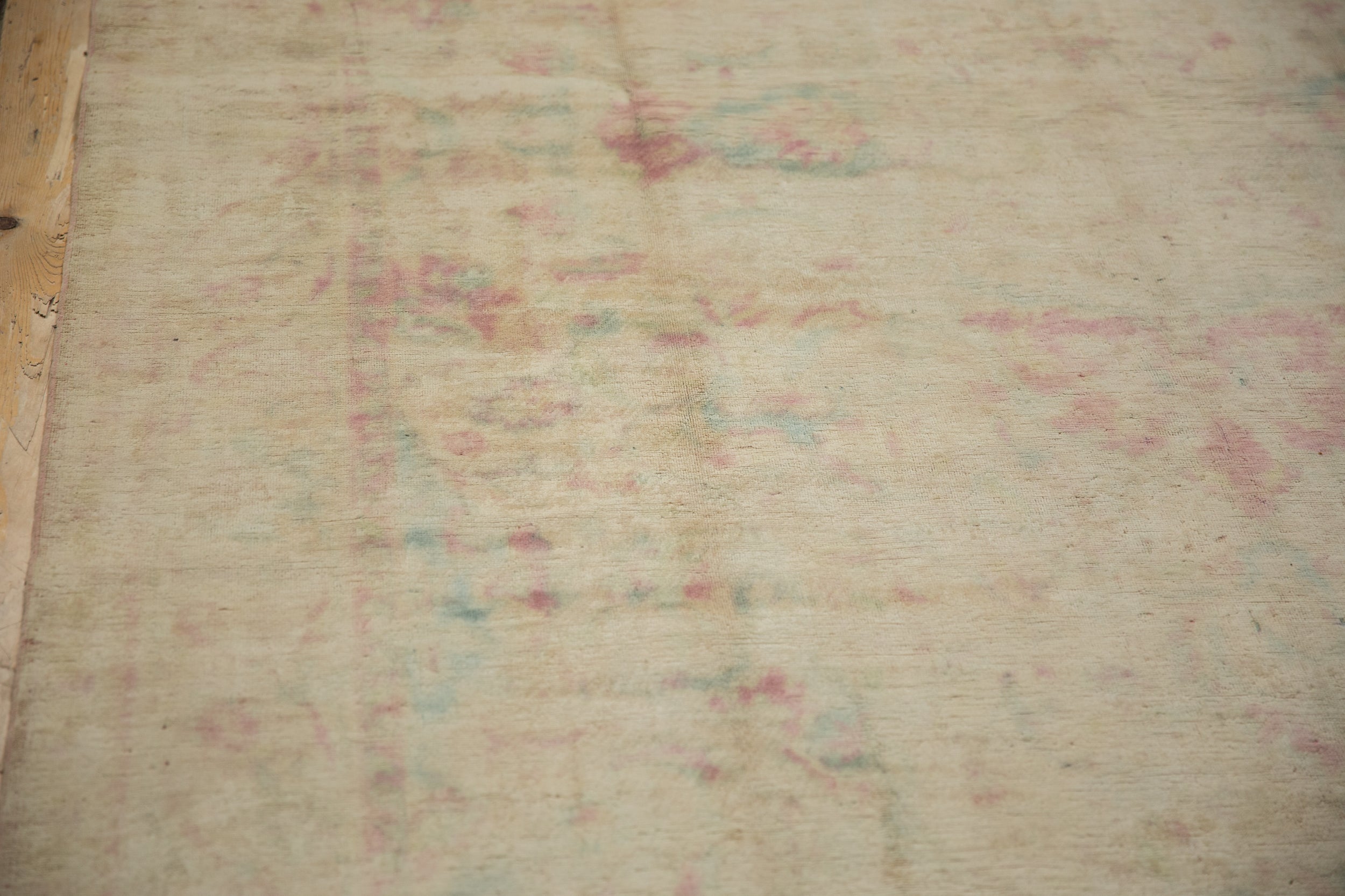 6x9 Vintage Distressed Bulgarian Polonaise Design Carpet