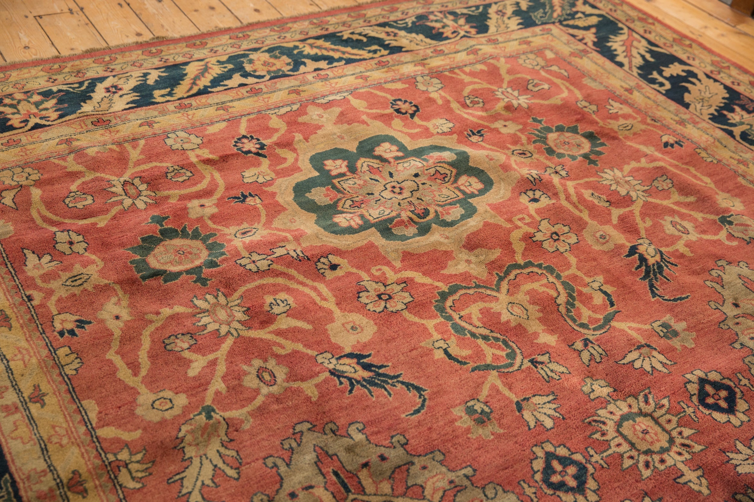 9x11.5 Vintage Agra Carpet