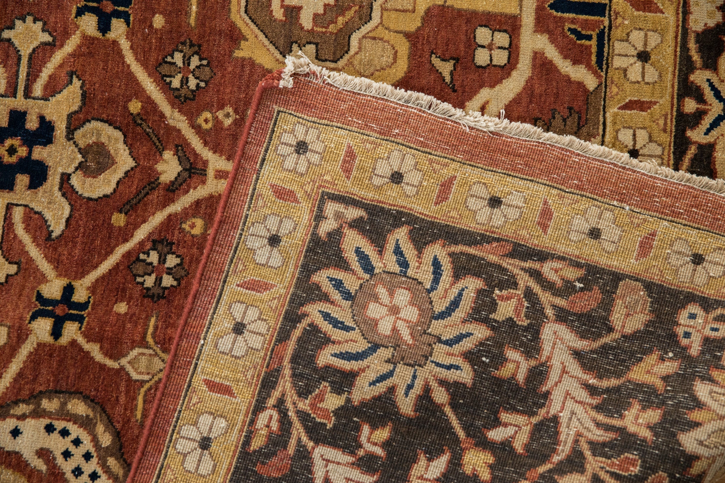8x10 Indian Mahal Design Carpet