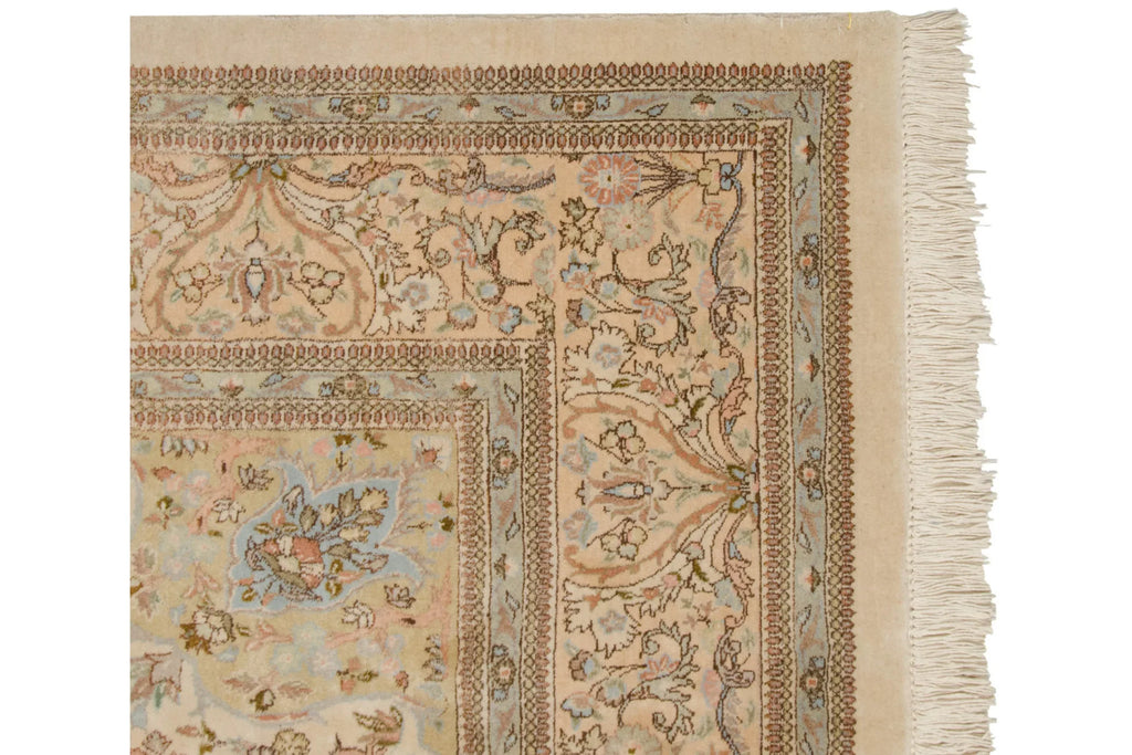 8.5x11 Vintage Tabriz Carpet